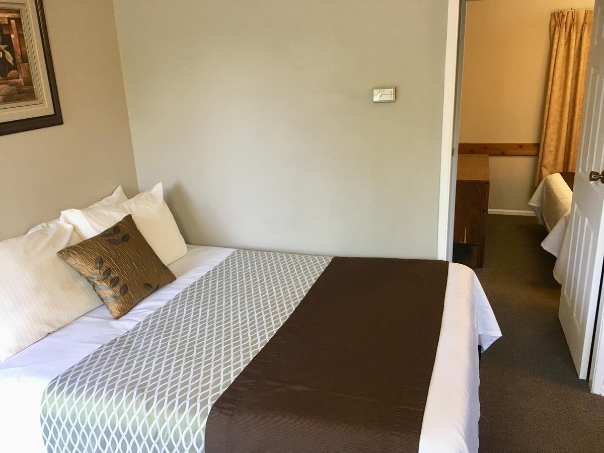 Fuller Lake Chemainus Motel Esterno foto