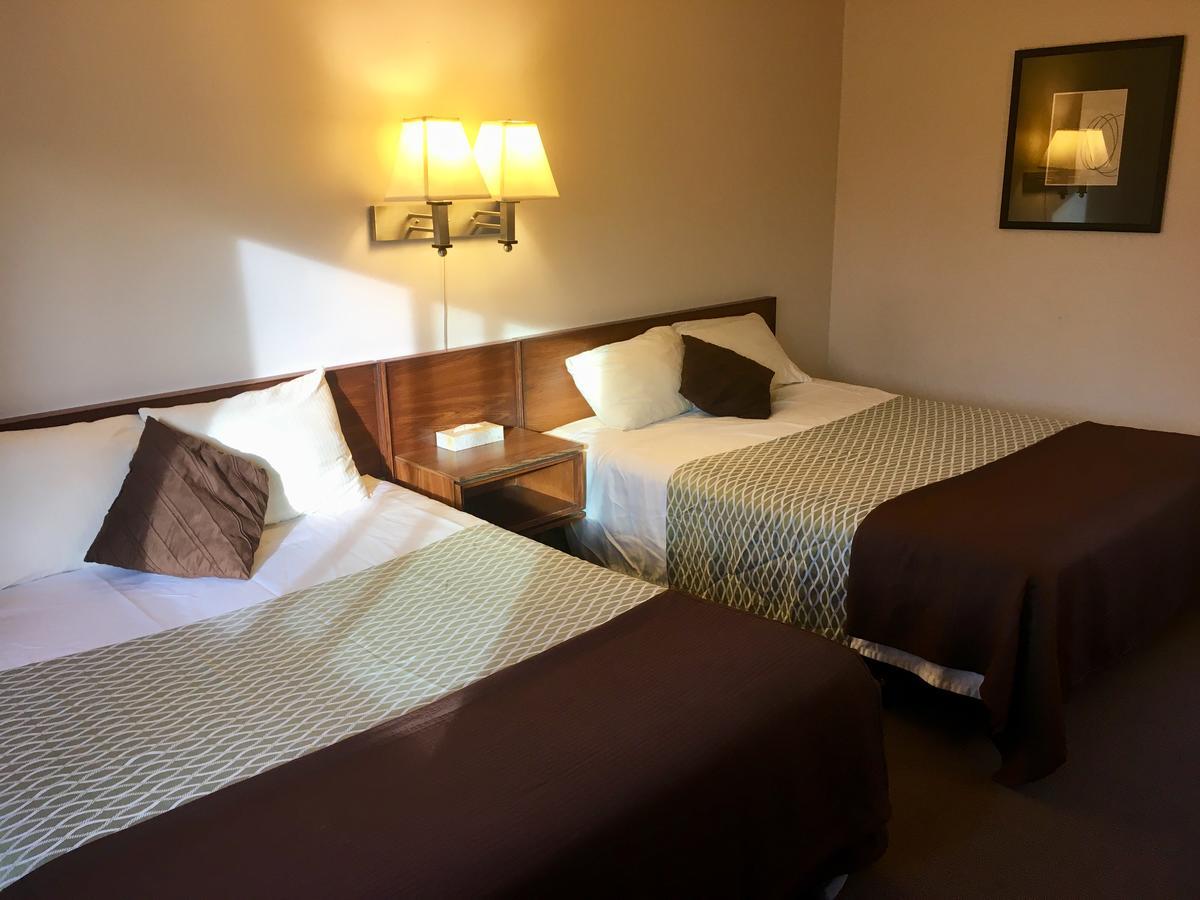Fuller Lake Chemainus Motel Esterno foto