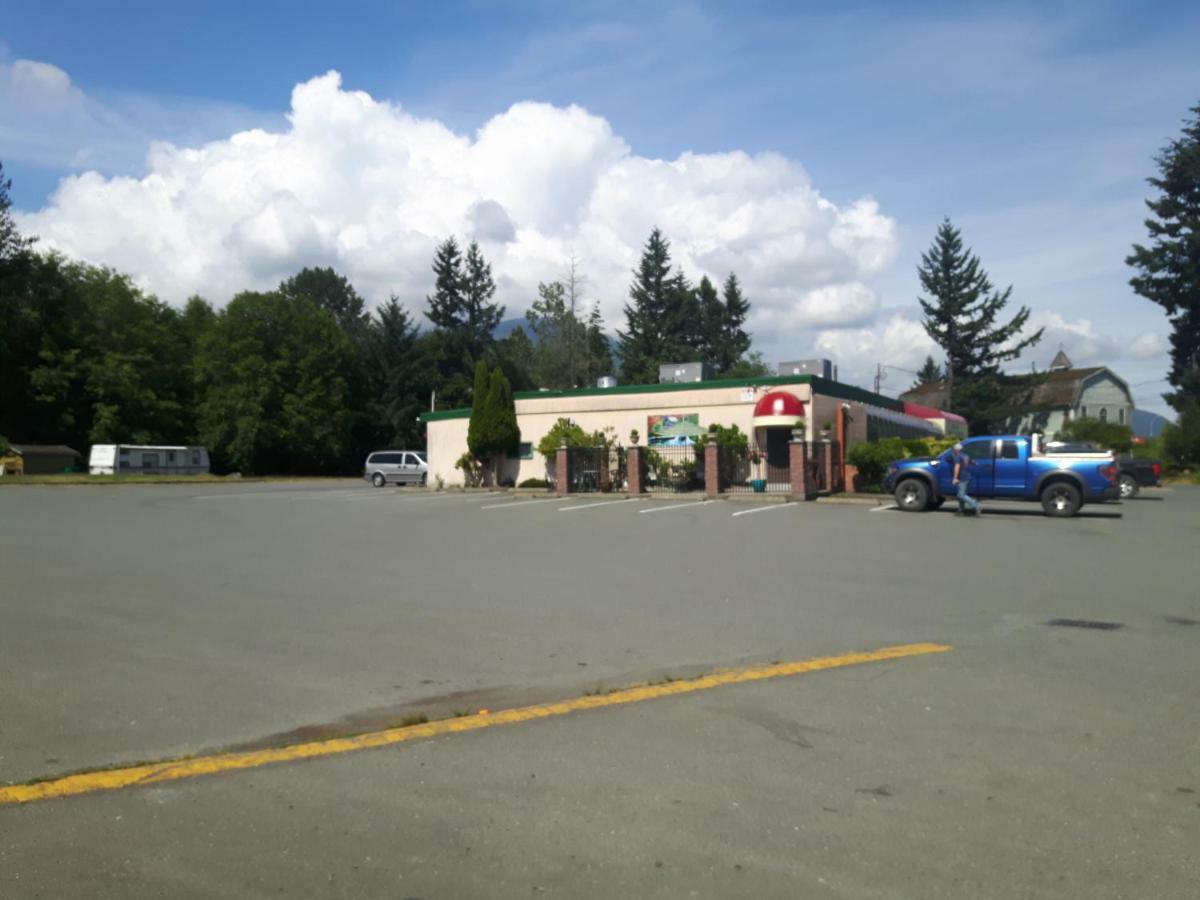 Fuller Lake Chemainus Motel Esterno foto